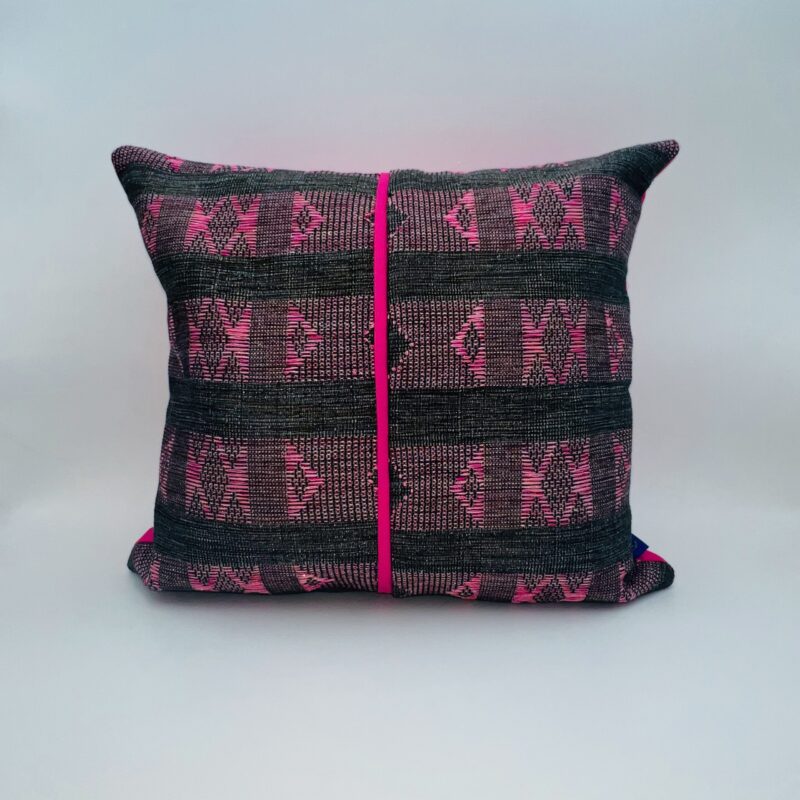 JH185-4545-COUSSIN EN PAGNE TISSE